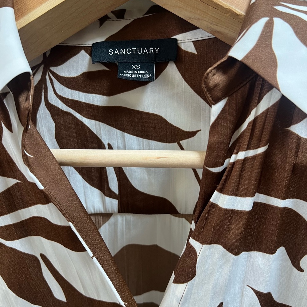 Sanctuary Women's Lover Printed Tie Shirt brown and white vintage foliage print - Picture 5 of 7